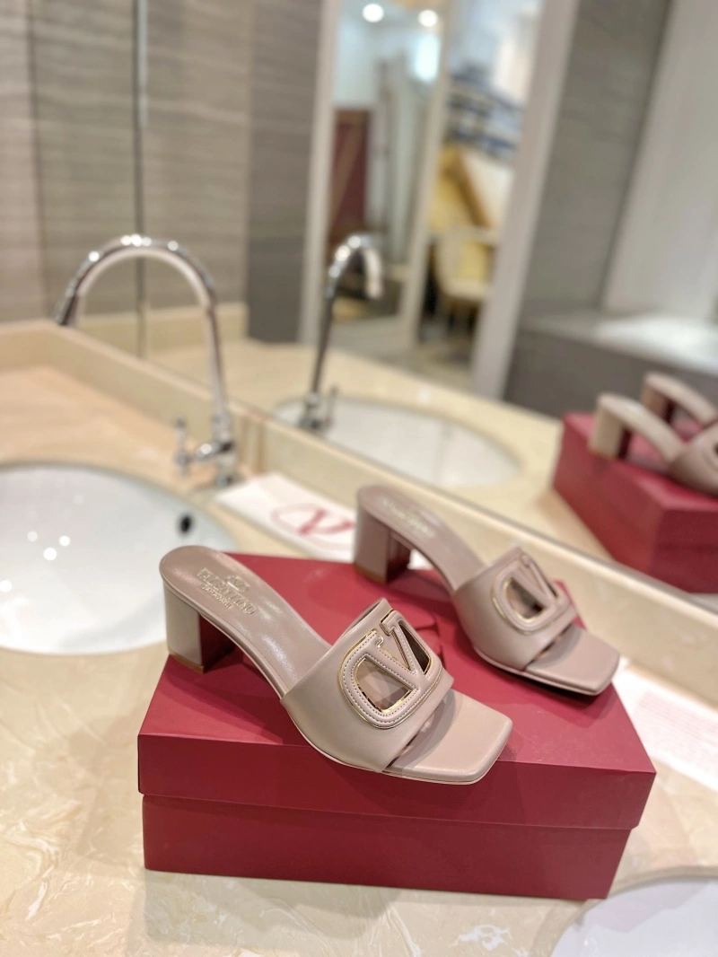 GoAnywhere Vxlxntino Slippers 231739