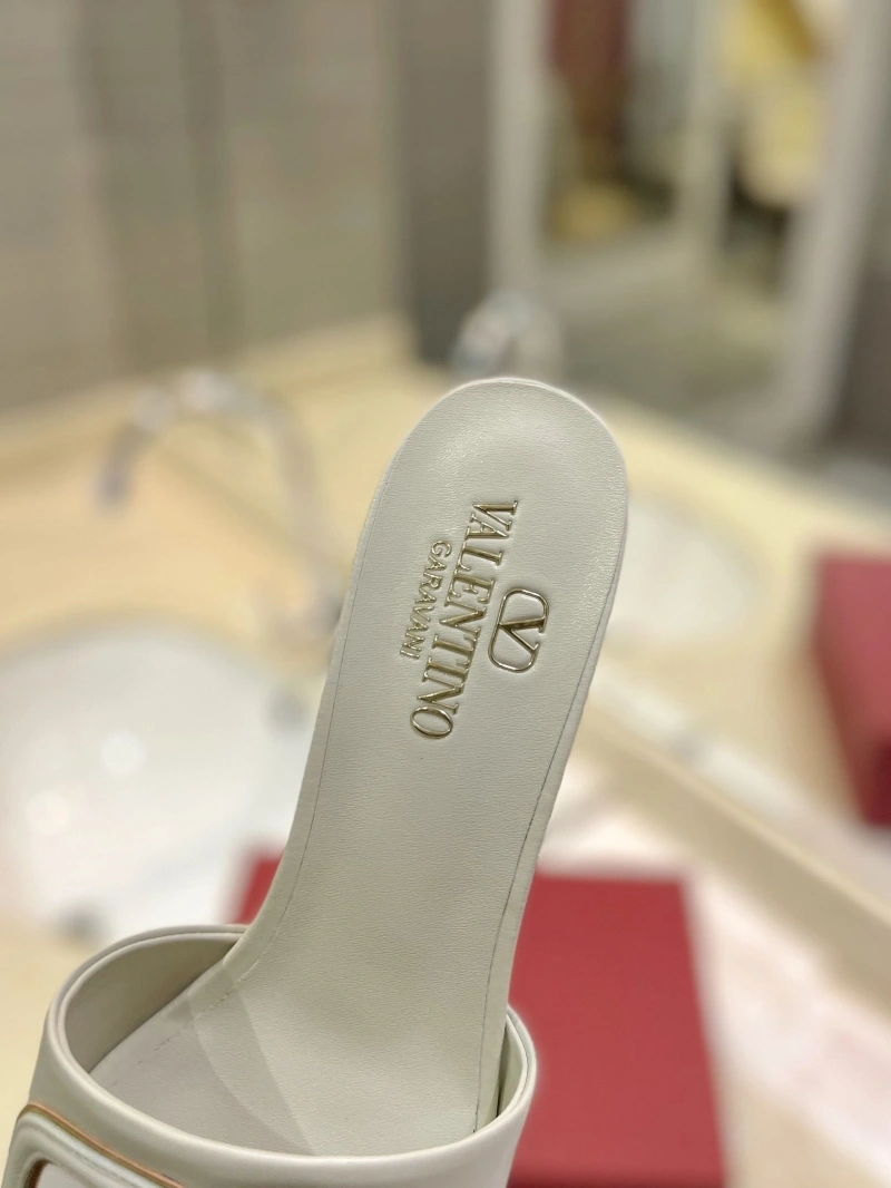 Reliable Vxlxntino Slippers 231732