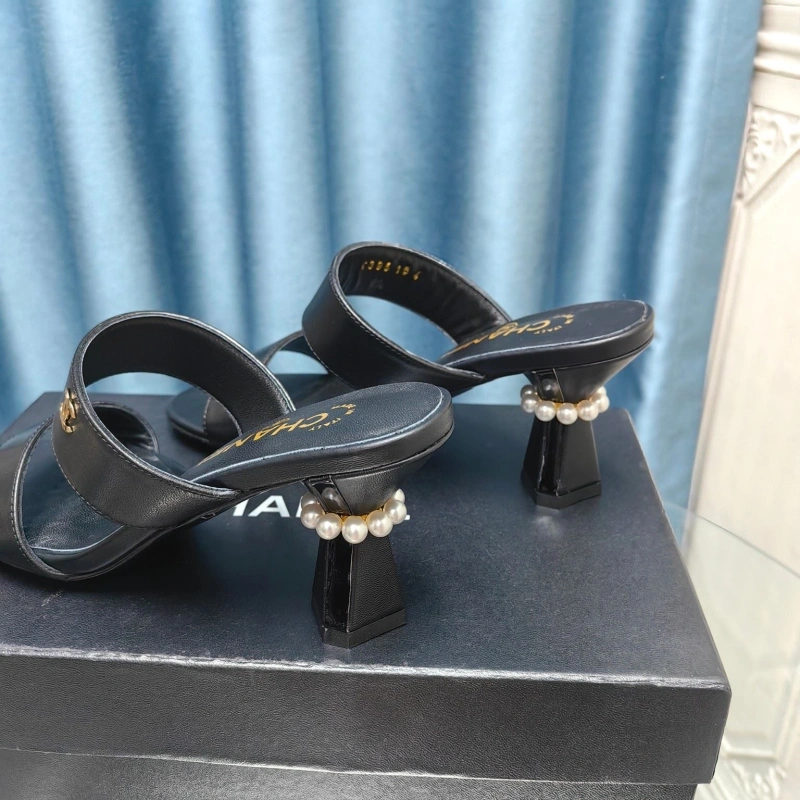 Chxnxl Sandals Bright 131032