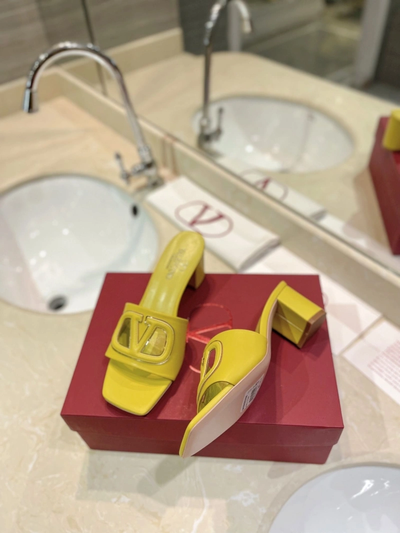 EyeCatching Vxlxntino Slippers 231733