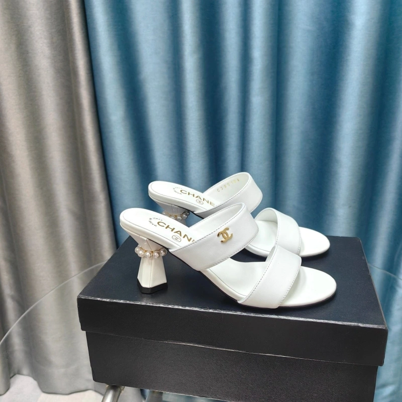 Sleek Chxnxl Sandals 131030
