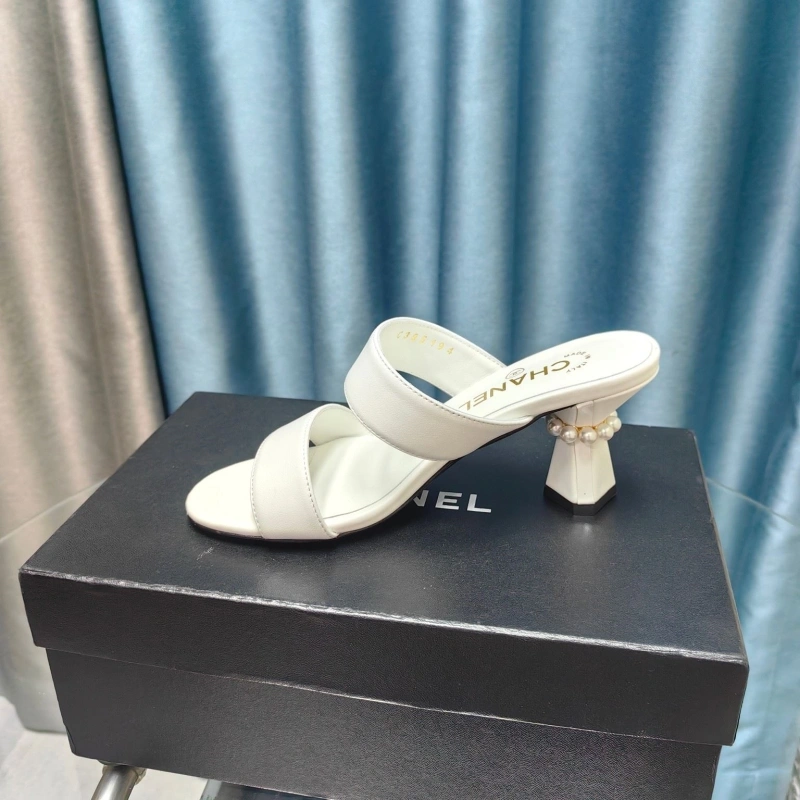 Sleek Chxnxl Sandals 131030