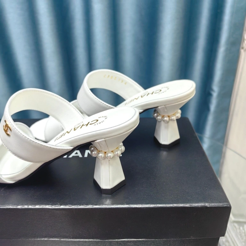 Sleek Chxnxl Sandals 131030