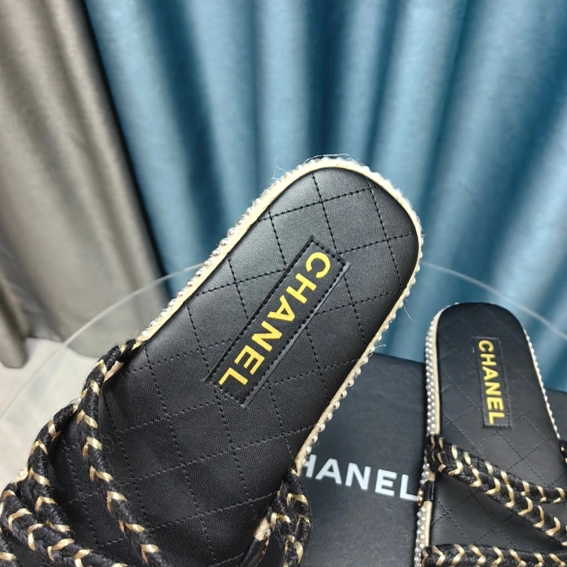 Chxnxl Slippers Bold 130528
