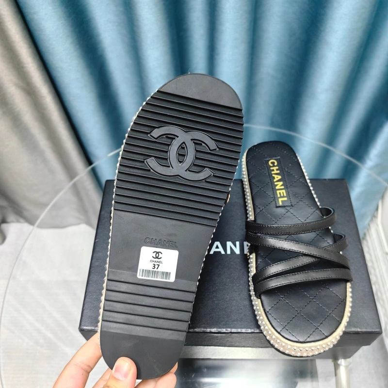 Soft Chxnxl Slippers 130521