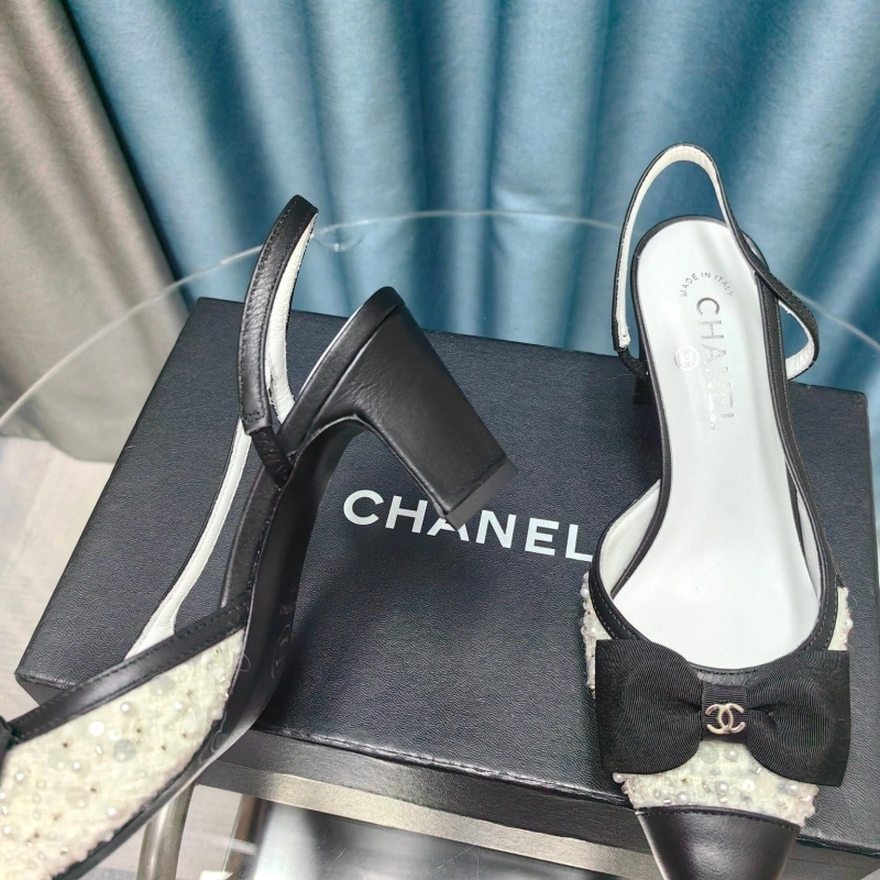 Vibrant Chxnxl Sandals 131026