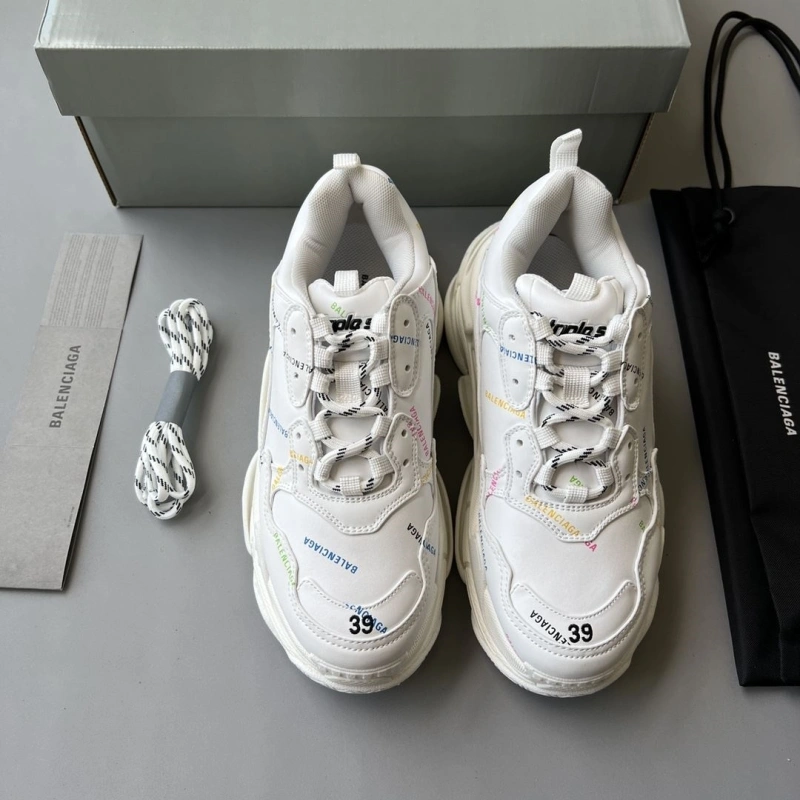 Sophisticated Bxlxnciaga Sneakers 110348