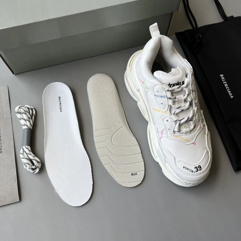 Sophisticated Bxlxnciaga Sneakers 110348