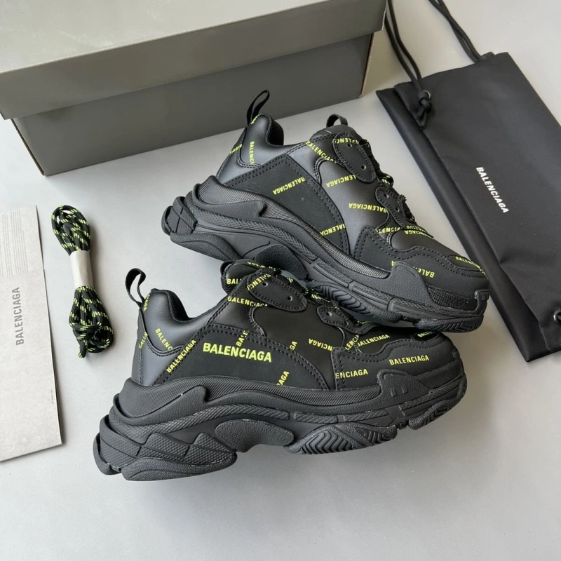 Practical Bxlxnciaga Sneakers 110337