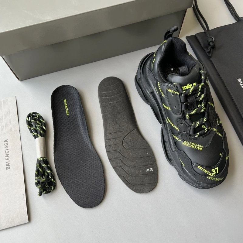 Practical Bxlxnciaga Sneakers 110337