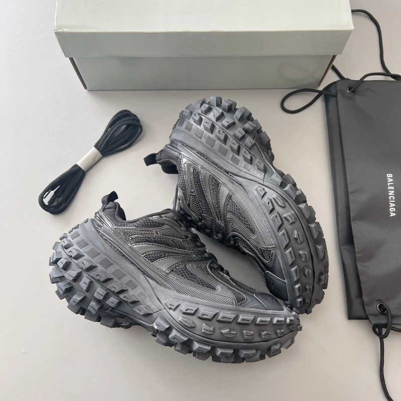 Bxlxnciaga Sneakers Bold 110333