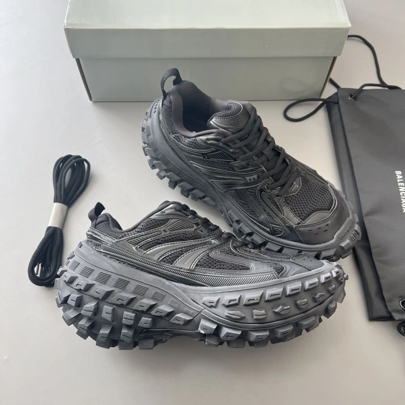 Bxlxnciaga Sneakers Bold 110333
