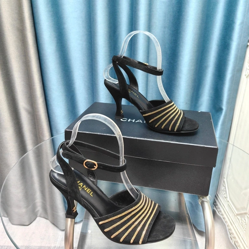Efficient Chxnxl Slippers 130518