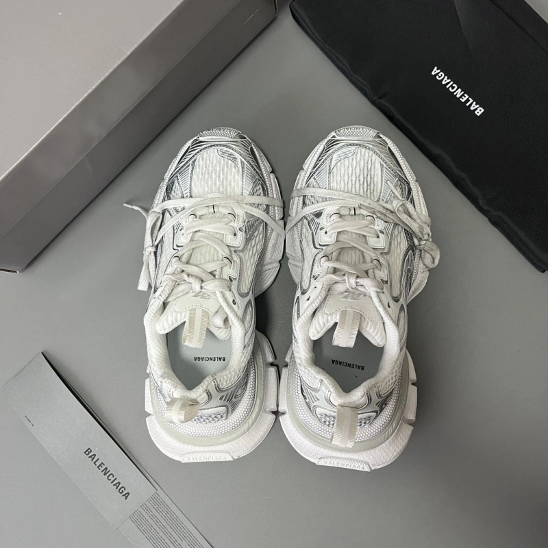 EasyMatch Bxlxnciaga Sneakers 110318