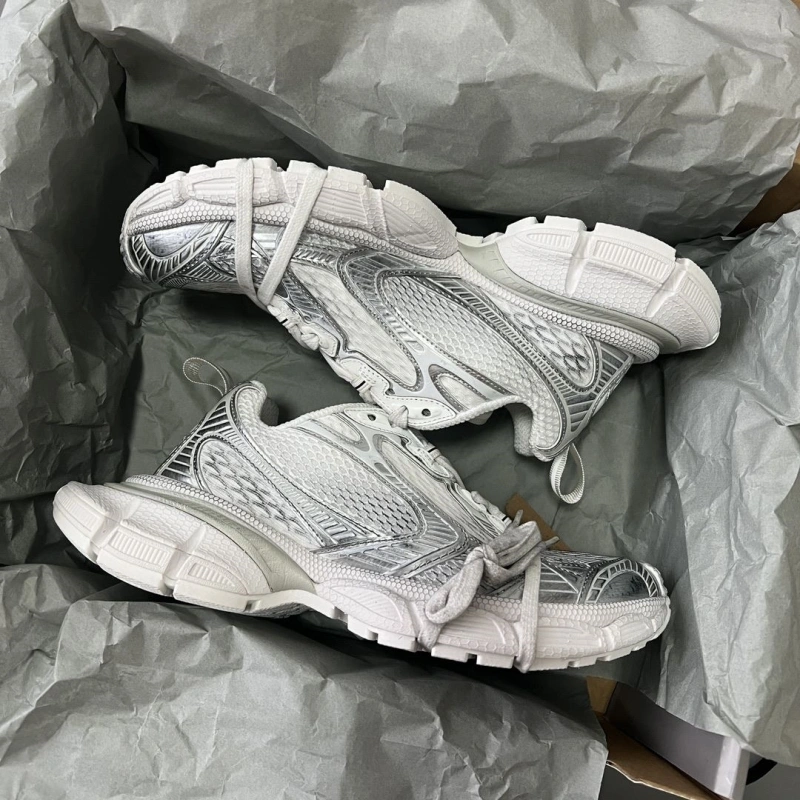EasyMatch Bxlxnciaga Sneakers 110318