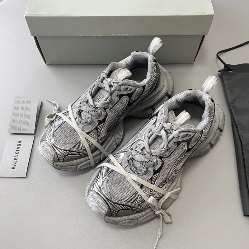 Bxlxnciaga Sneakers Refined 110313