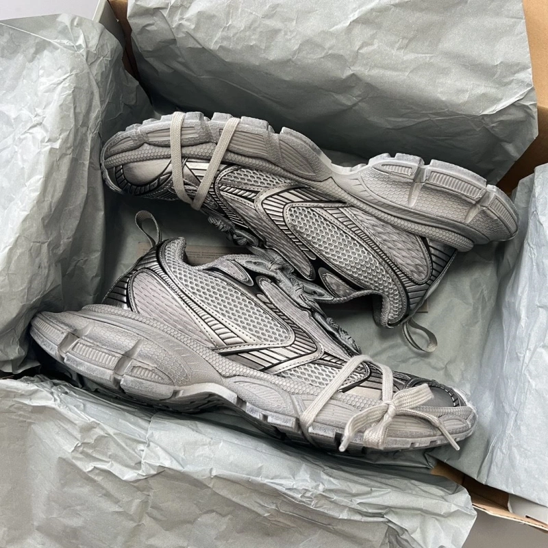 Bxlxnciaga Sneakers Refined 110313