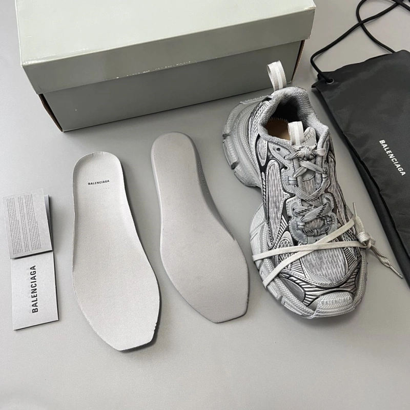 Bxlxnciaga Sneakers Refined 110313