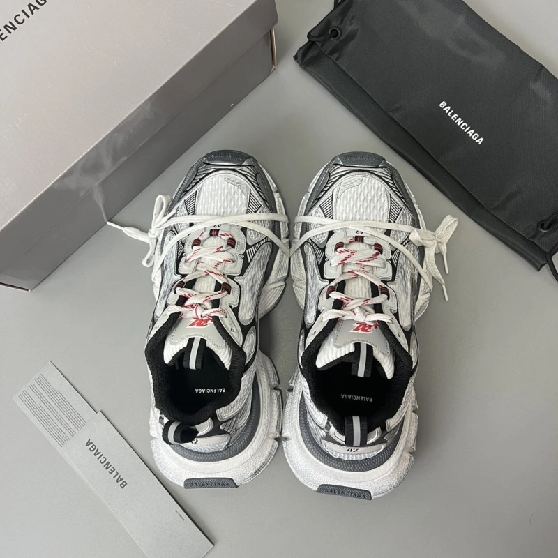 Resilient Bxlxnciaga Sneakers 110300
