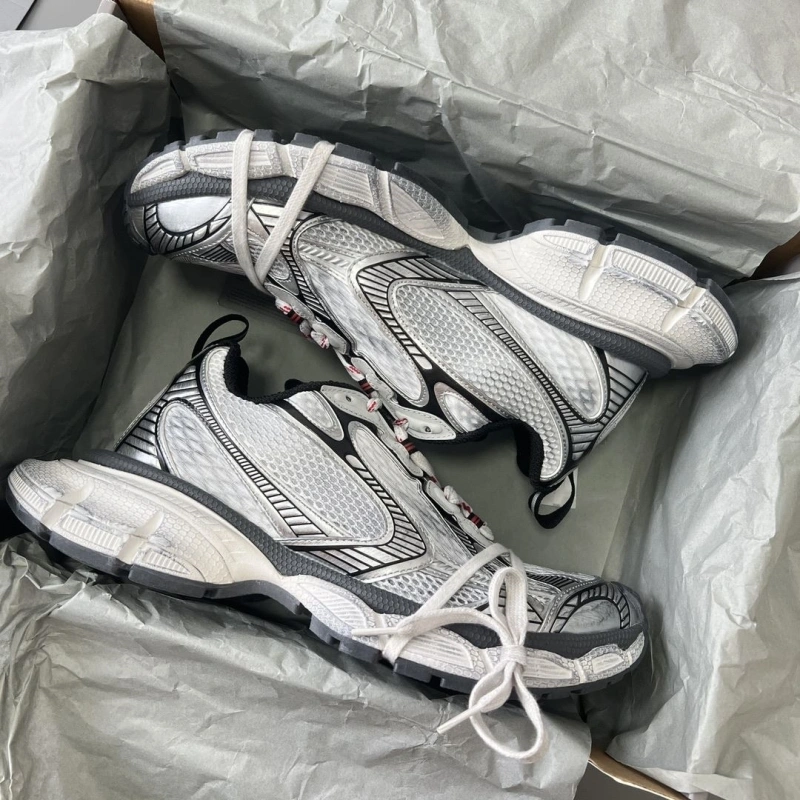 Resilient Bxlxnciaga Sneakers 110300