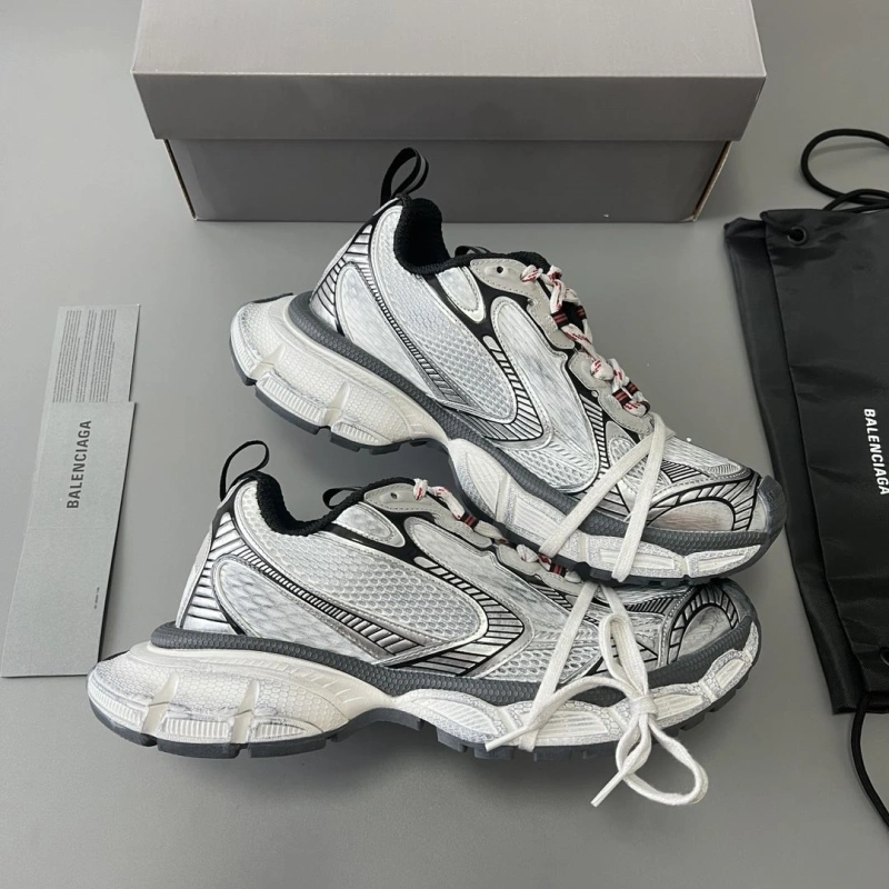 Resilient Bxlxnciaga Sneakers 110300