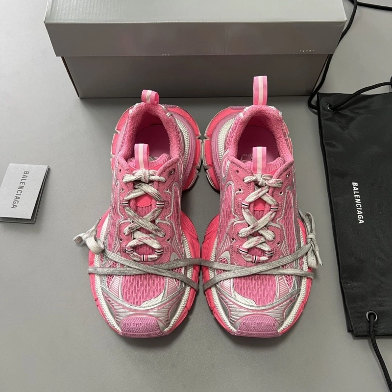 Bxlxnciaga Sneakers Bold 110303
