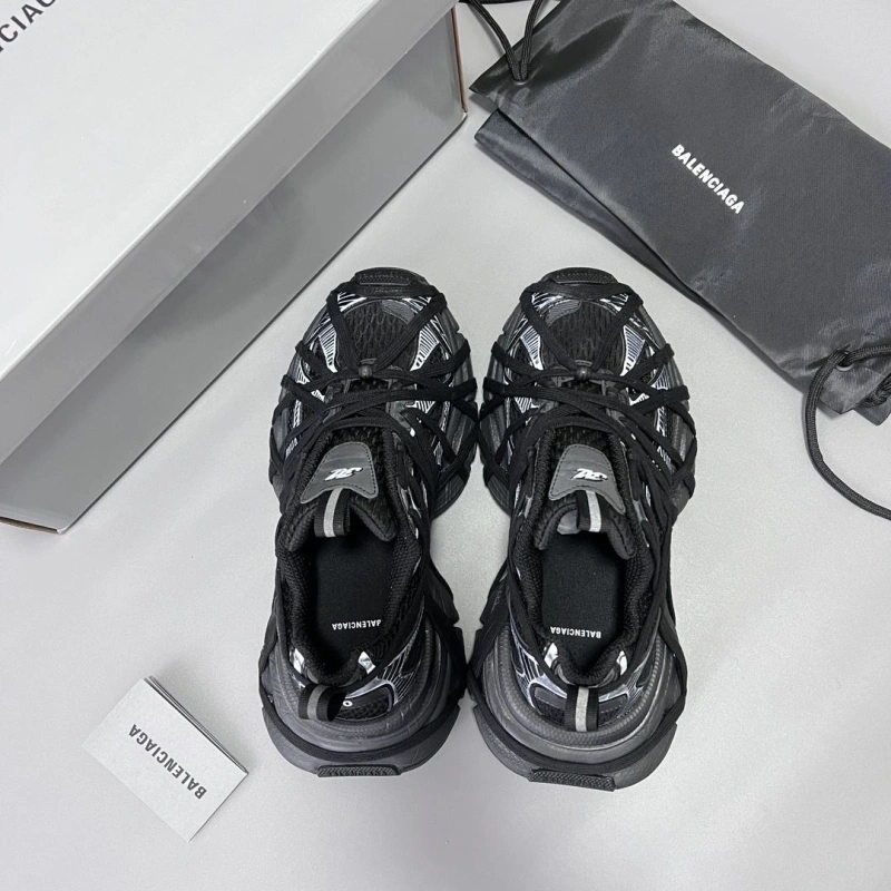 Resilient Bxlxnciaga Sneakers 110294