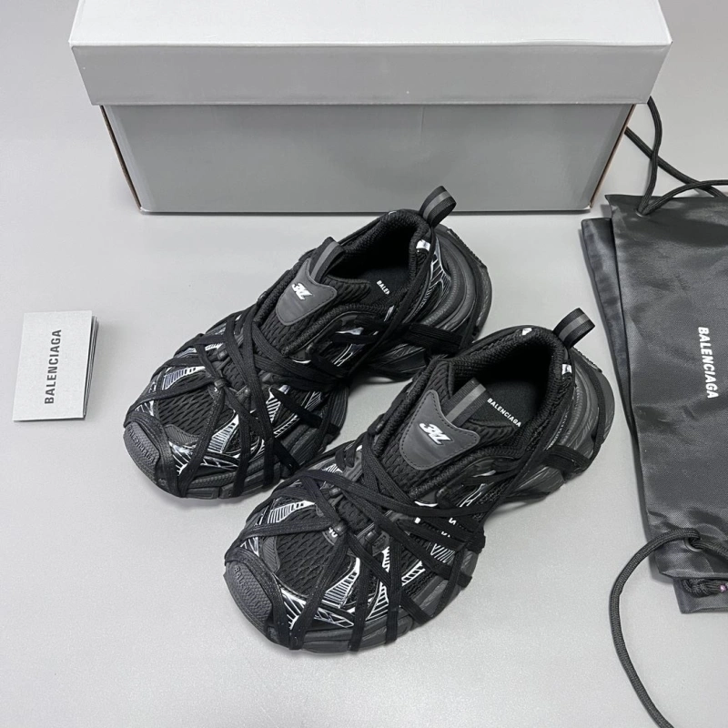 Resilient Bxlxnciaga Sneakers 110294