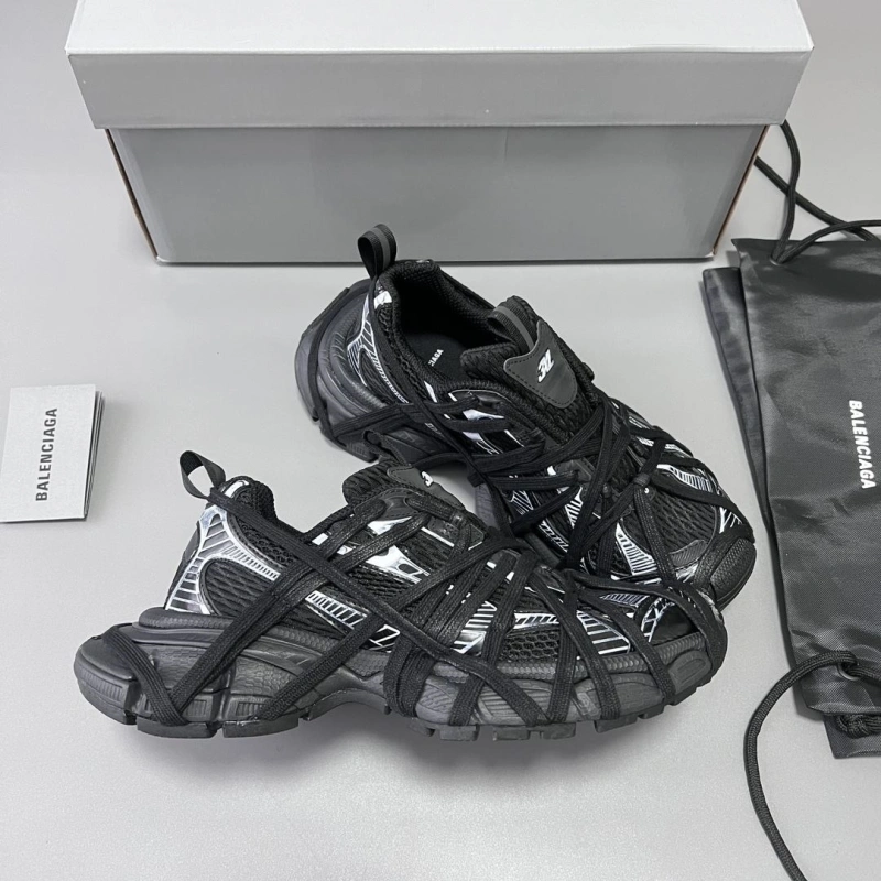 Resilient Bxlxnciaga Sneakers 110294