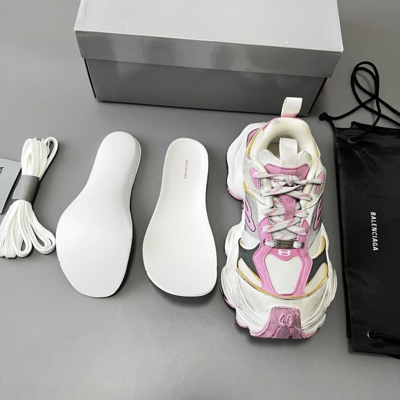 Versatile Bxlxnciaga Sneakers 110286