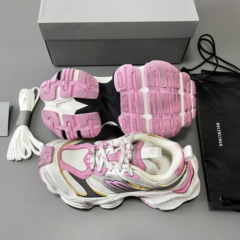 Versatile Bxlxnciaga Sneakers 110286