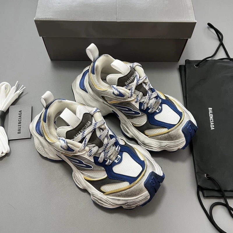 Versatile Bxlxnciaga Sneakers 110282