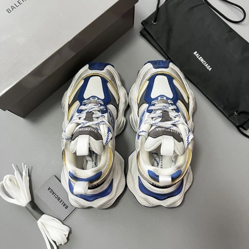 Versatile Bxlxnciaga Sneakers 110282
