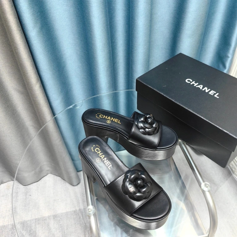 Durable Chxnxl Slippers 130516
