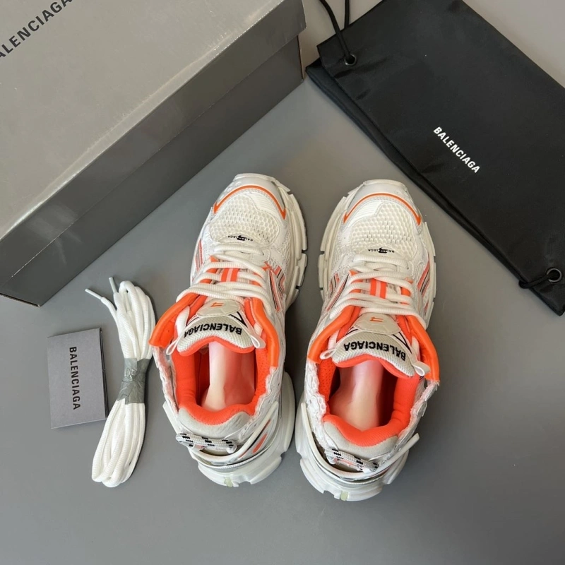 GoAnywhere Bxlxnciaga Sneakers 110261