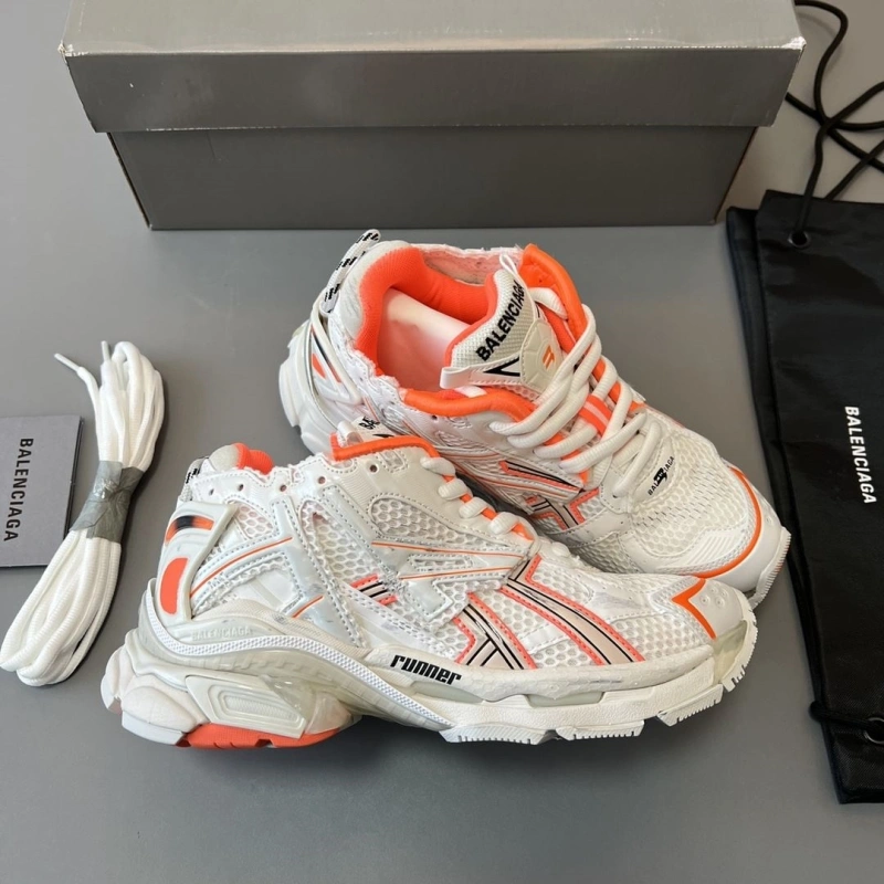 GoAnywhere Bxlxnciaga Sneakers 110261