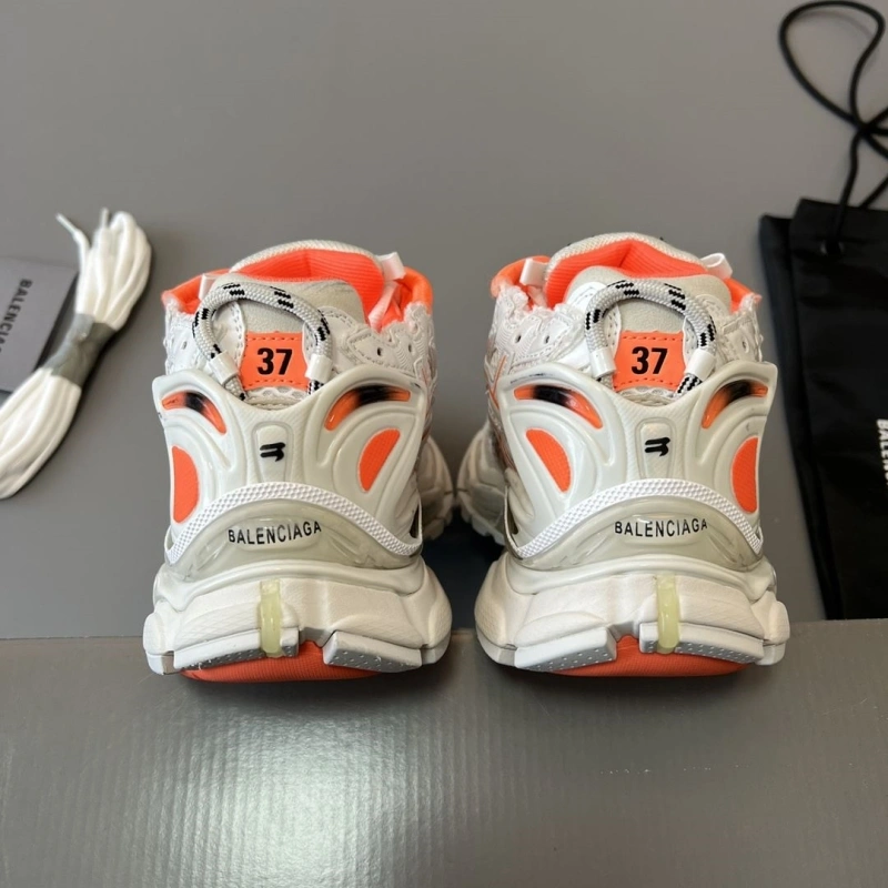GoAnywhere Bxlxnciaga Sneakers 110261