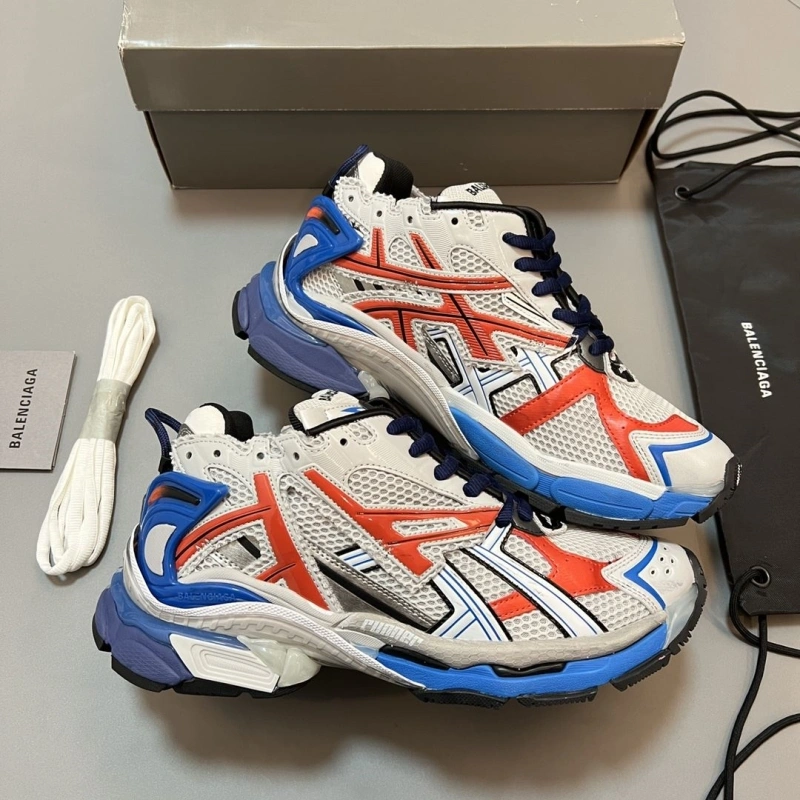 Versatile Bxlxnciaga Sneakers 110257