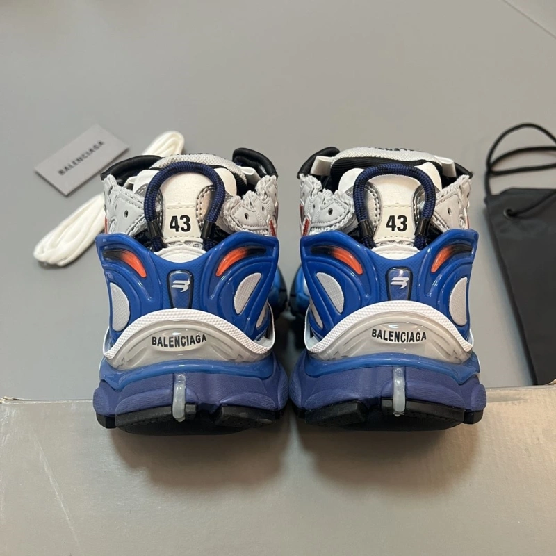 Versatile Bxlxnciaga Sneakers 110257