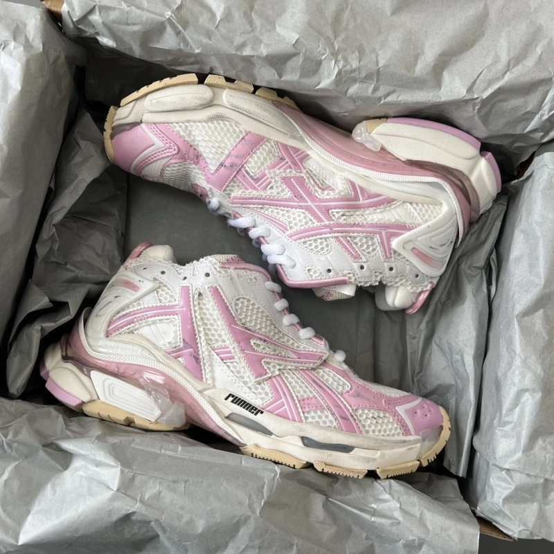 StreetReady Bxlxnciaga Sneakers 110265