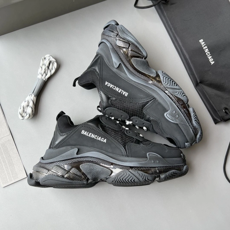 Sleek Bxlxnciaga Sneakers 110247