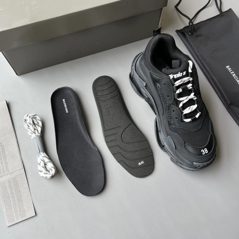 Sleek Bxlxnciaga Sneakers 110247