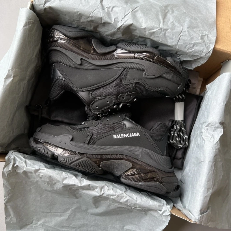 Refined Bxlxnciaga Sneakers 110243