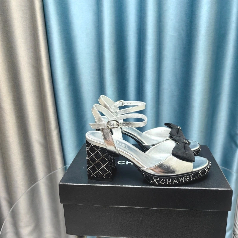 Chxnxl Sandals Vibrant 131018