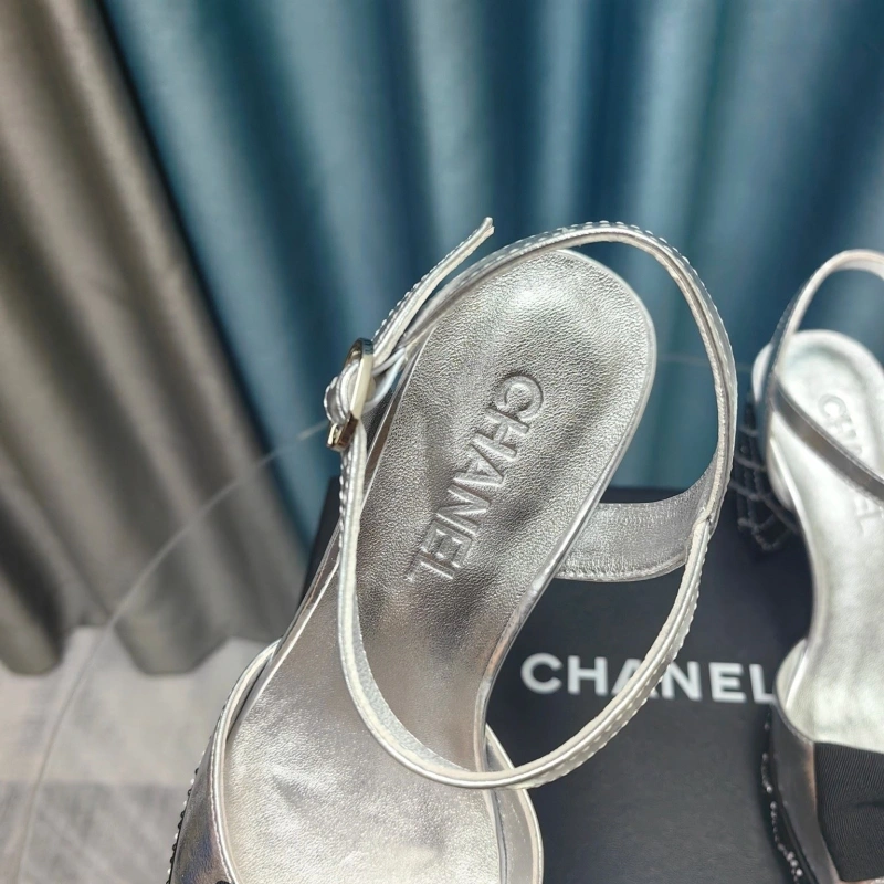Chxnxl Sandals Vibrant 131018