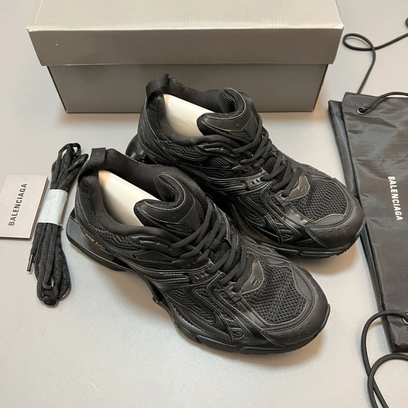 Vibrant Bxlxnciaga Sneakers 110200