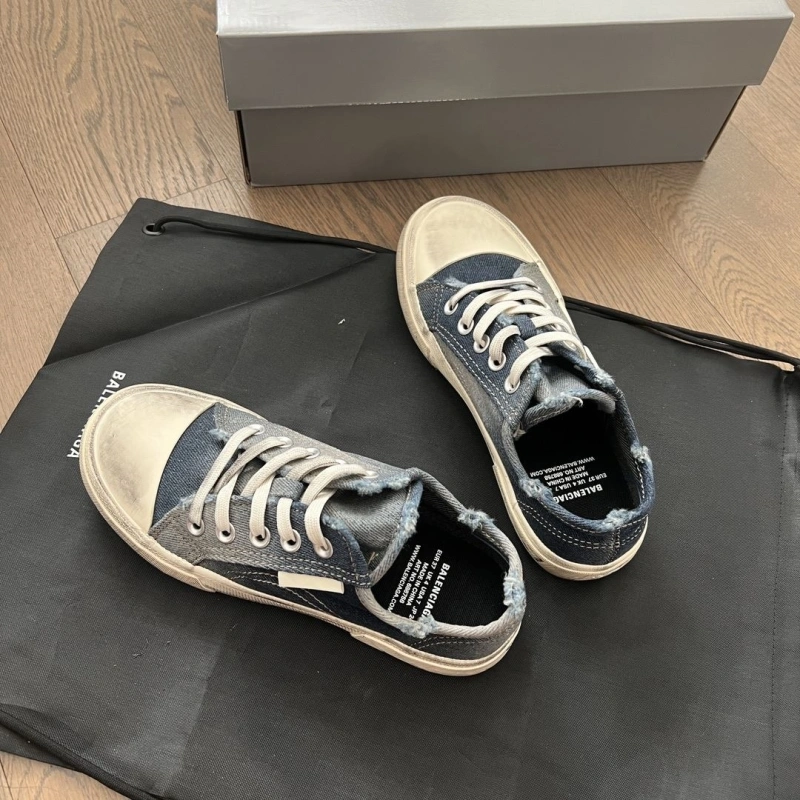 Cozy Bxlxnciaga Sneakers 110169