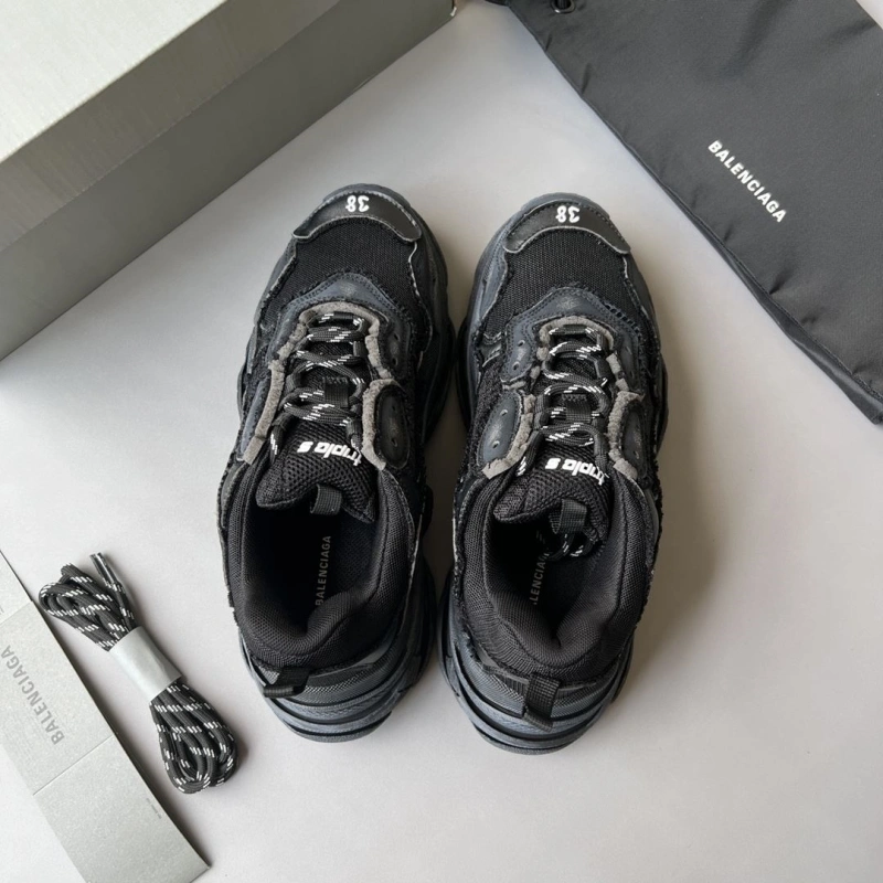 Minimalist Bxlxnciaga Sneakers 110159