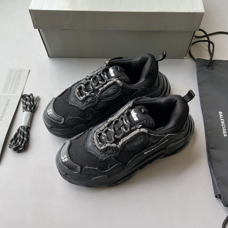 Minimalist Bxlxnciaga Sneakers 110159