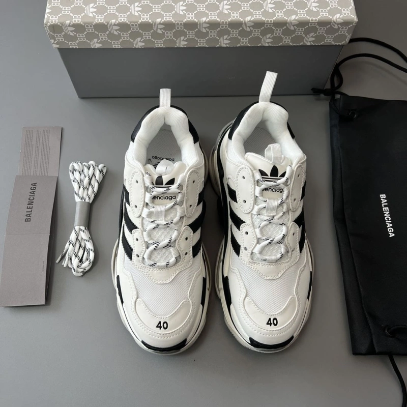 Bright Bxlxnciaga Sneakers 110154